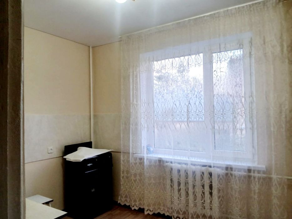 продам 1-ком. 38кв. гарышкер 2-этаж