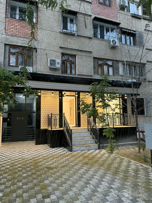Сдаётся Нежелое Узбум Ул.Элбек Зор Тв 100м2 С мебелью Вдоль Дороги