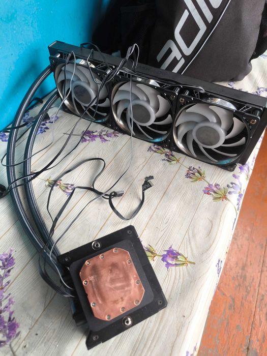 Продам водяное охлаждение ID-COOLING DASHFLOW 360 XT