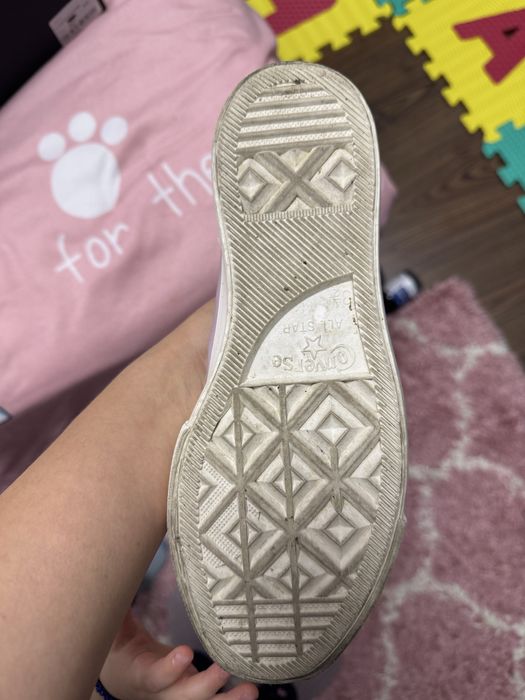 Tenisi Converse nr 36,interior 22,5 cm,piele naturala