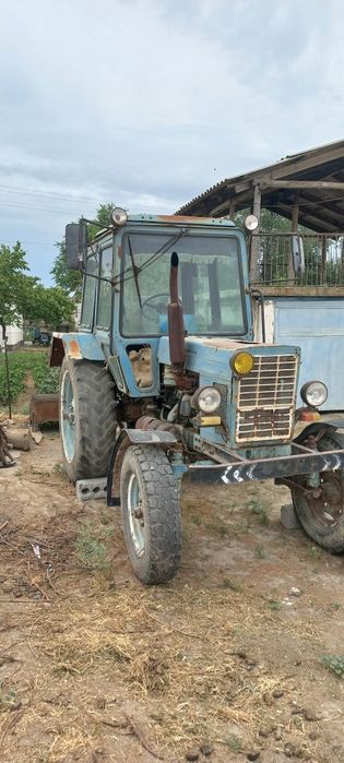 МТЗ 80 трактор. .