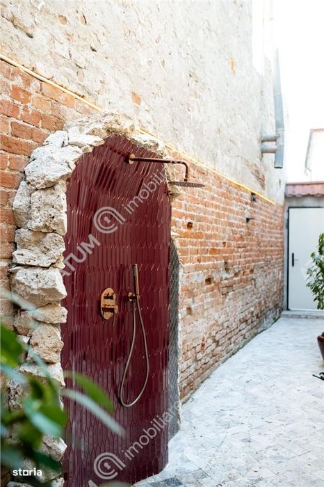 Afacere in regim hotelier cu 3 studiouri in zona Centrului Istoric