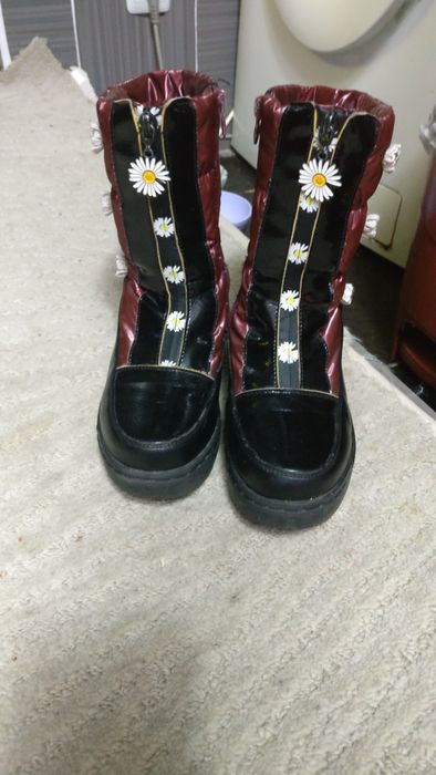 Продам  сапожки.