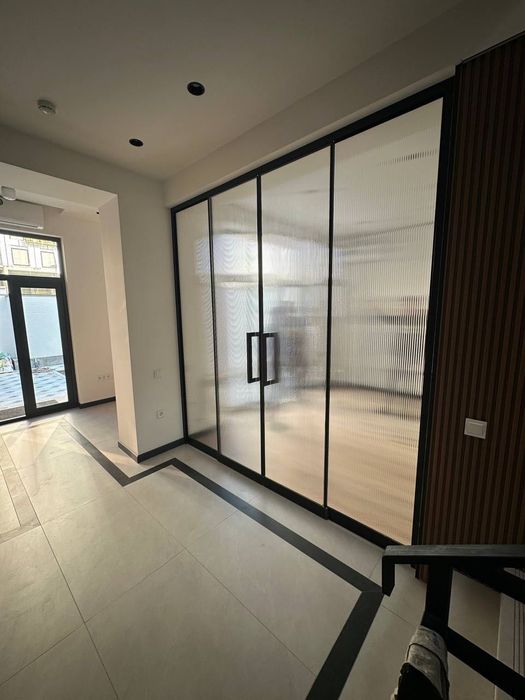 Сдается дом под офис с новым ремонтом до центра города 5 минут