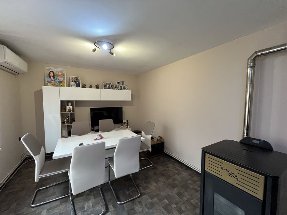 Продава се Двустаен апартамент в Свищов - 67 кв.м за 267 €/кв.м - Снимка #6