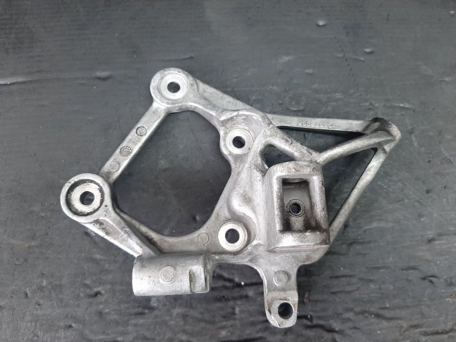 suport pompa servodirectie   1.6 hdi  9h03 peugeot partner 308 9662414980