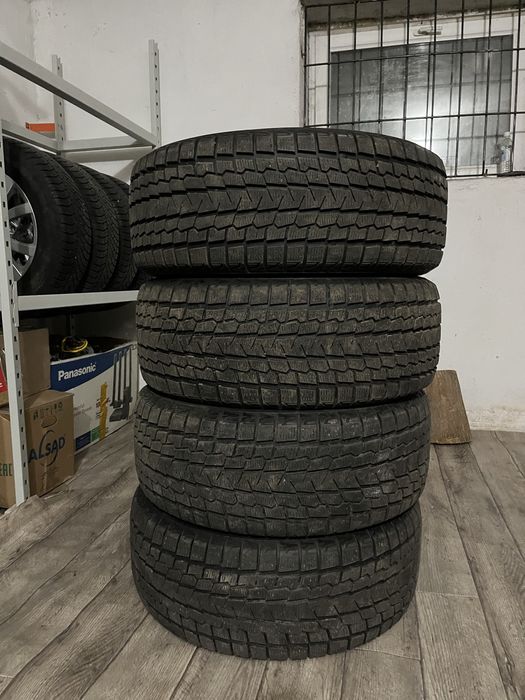 Продаются зимние шины Yokohama 285/60/R18