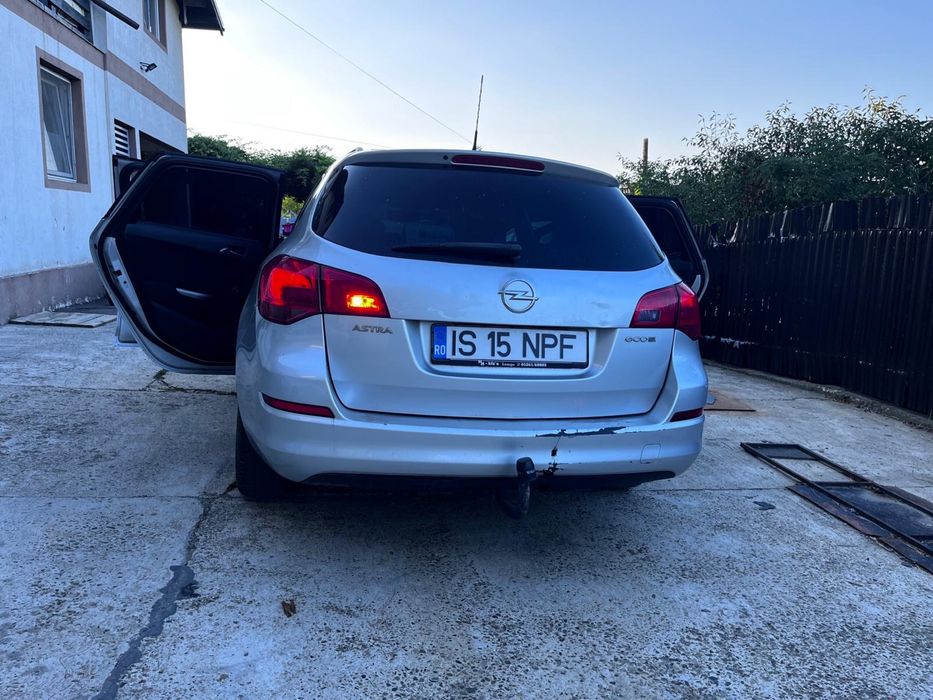 Opel Astra Sports Tourer