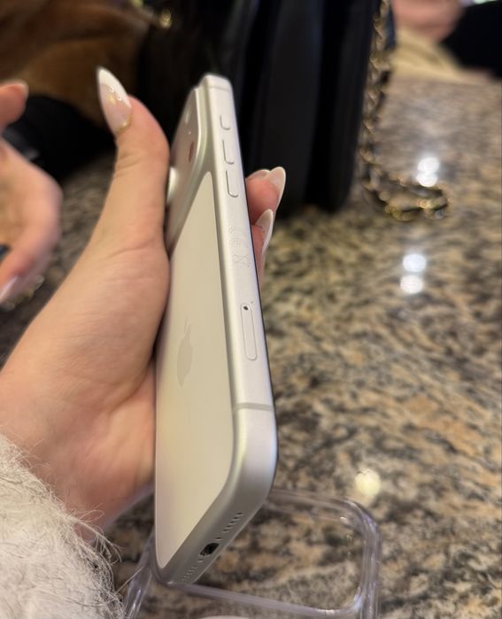 iPhone 17 Pro. silver, 256 GB, 100% baterie