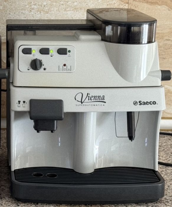 Aparat de cafea Expresor Saeco Vienna
