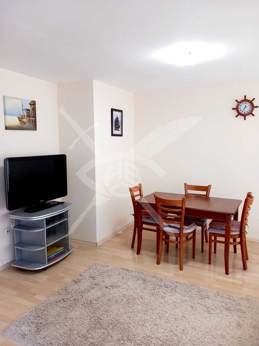 Дава се под наем Тристаен апартамент в Варна, ВИНС - 87 кв.м за 650 € - Снимка #1