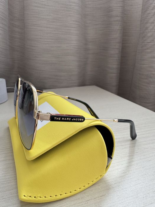 Солнцезащитные очки Marc Jacobs