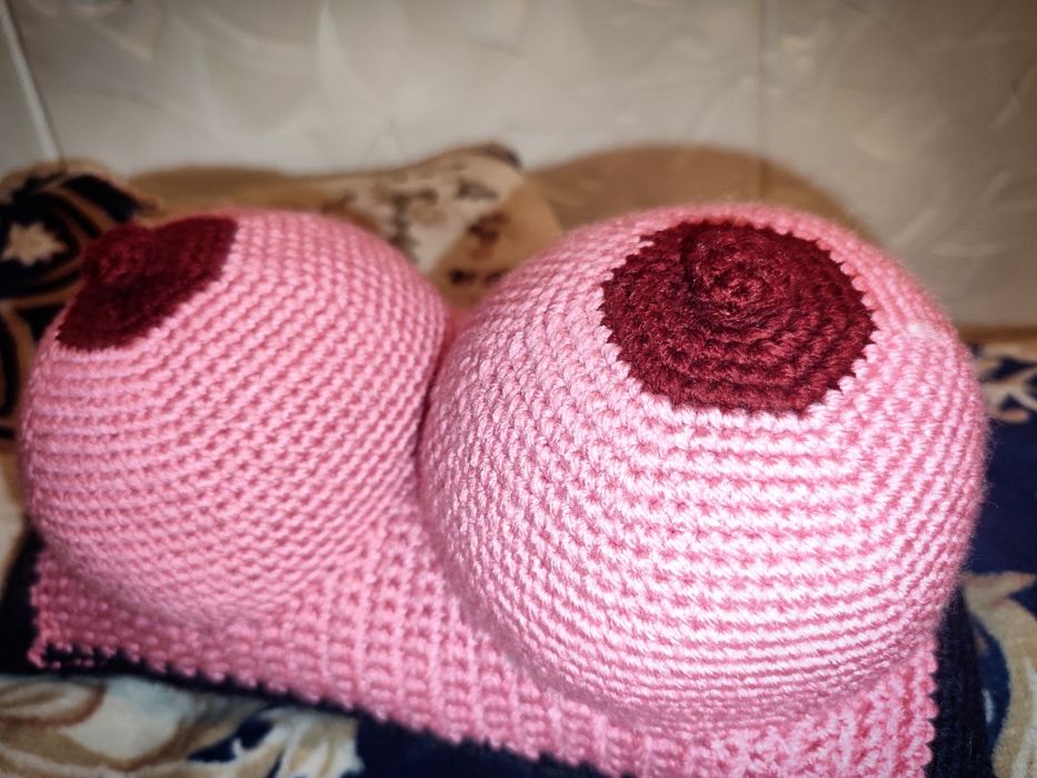 Продам Подушку грудь