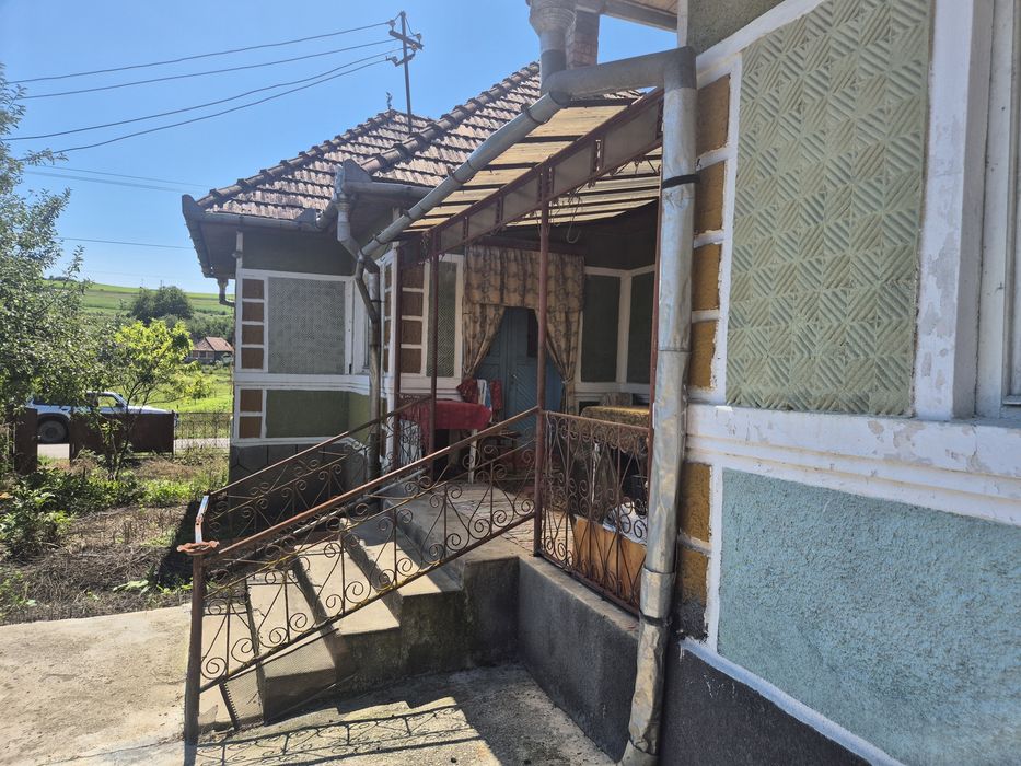 Casa de vanzare com.Cozma