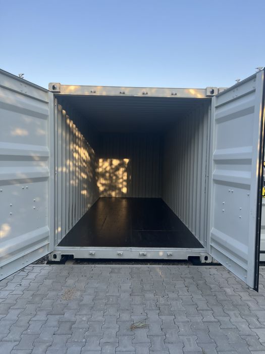 Containere de închiriat