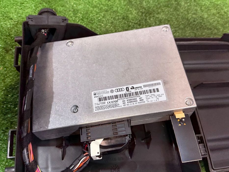 MODUL BLUETOOTH AUDI A4 B8 AVANT 2.0 DIESEL 2009 COD OEM 0988083398 8T0862335D 2009-2016