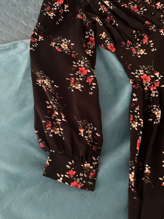 Продам женское платье