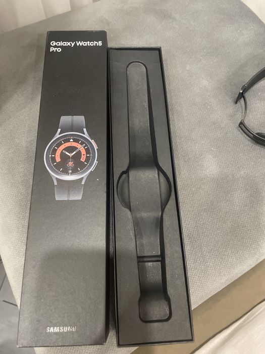SAMSUNG Galaxy Watch5 Pro