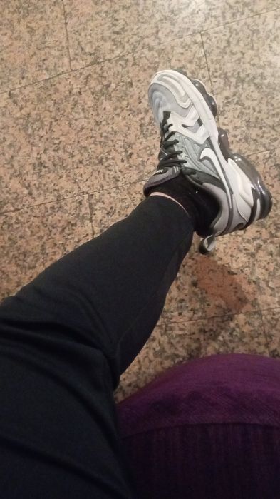 Adidași nike , preț 480