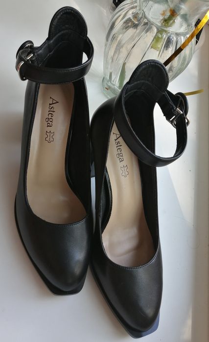 Продам туфли в идеальном состоянии