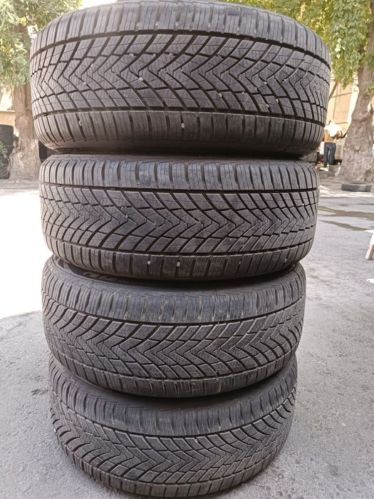 Malibu 2/4 black piano 1 diskada sal qrilgan joyi bor yeni baloni bn