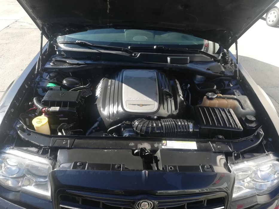 Chrysler 300c 5.7 HEMI Бартер 4х4 LPG PRINS