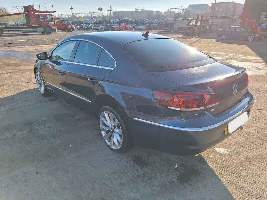 Carcasa filtru motorina Volkswagen Passat CC facelift (2012-2016) 2014