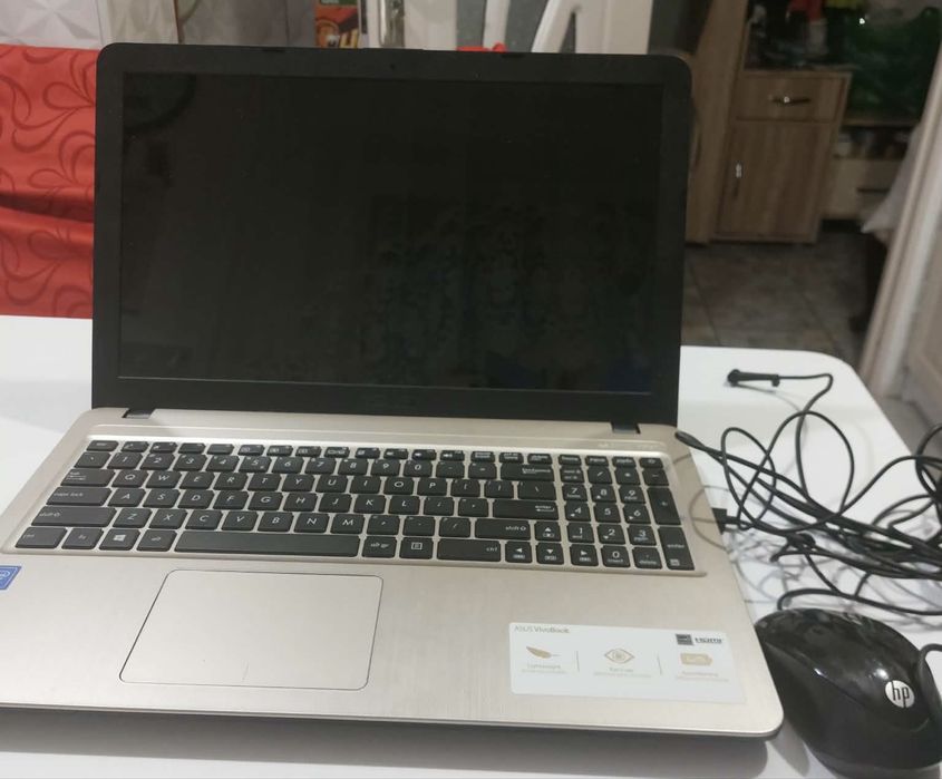 Laptop Asus Vivo Book 15