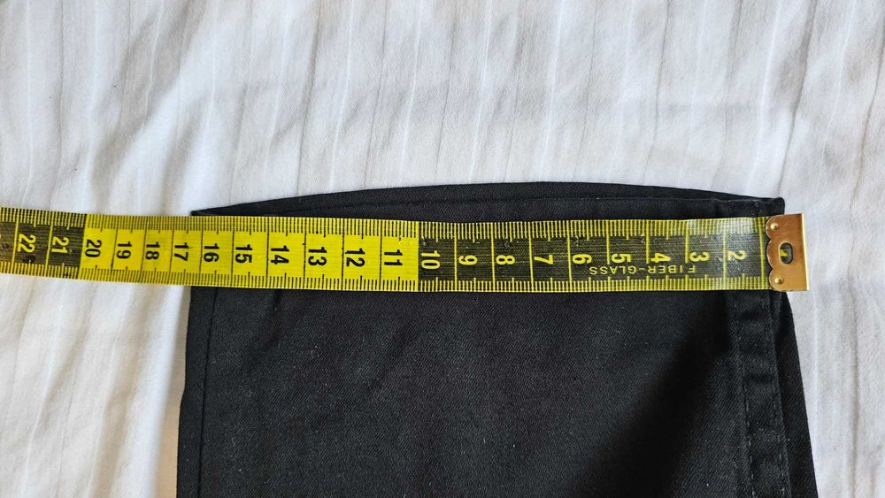 Pantaloni negri Zara noi W32