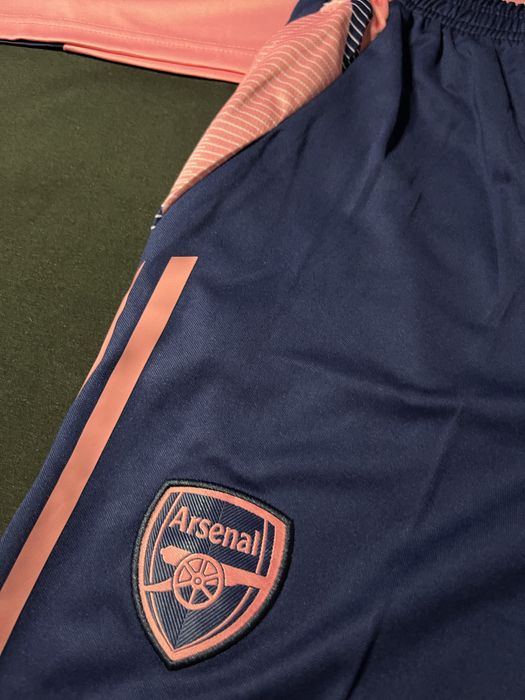 Arsenal compleu de antrenament