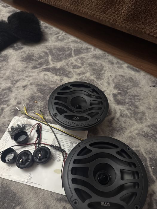 Автоколонки Massive американские