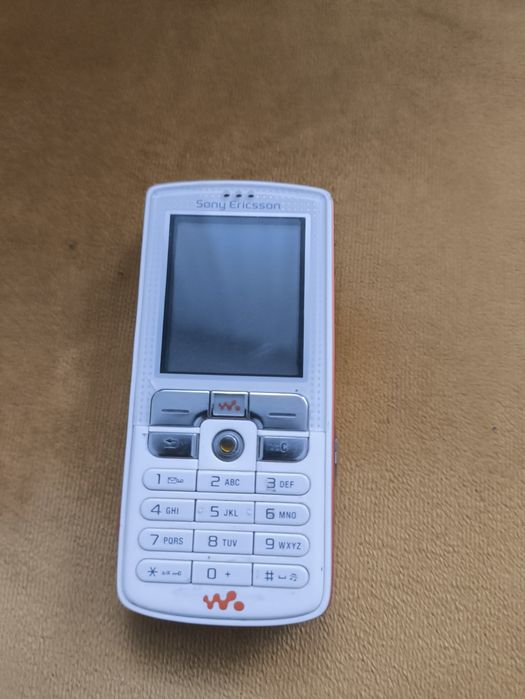 Sony Ericsson W800i - Alb