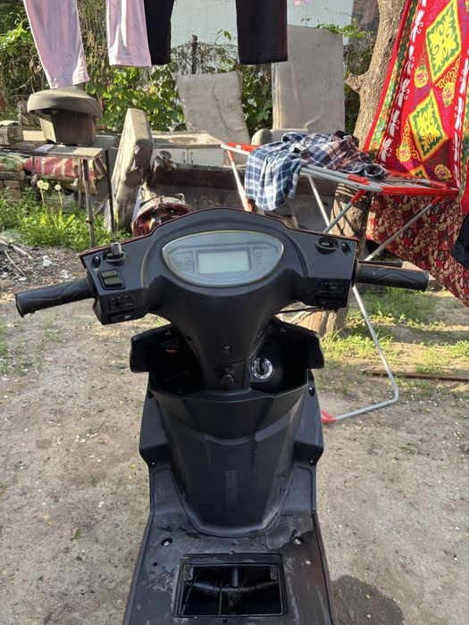 Продам Мопед М8 срочно