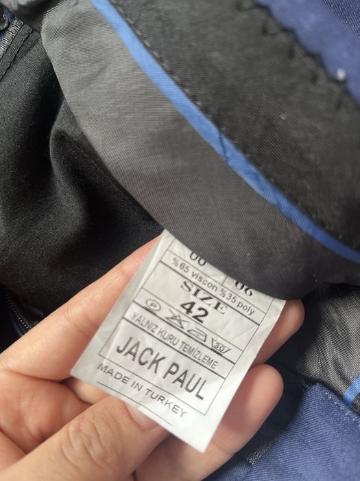 Новое. 2000 тг. Размера есть!