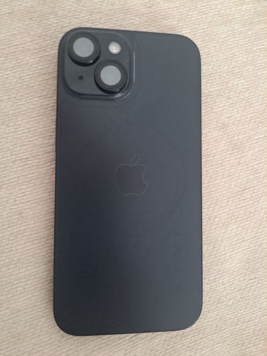 Продаю Iphone 15