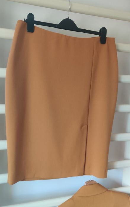 Costum office cu fusta Yokko