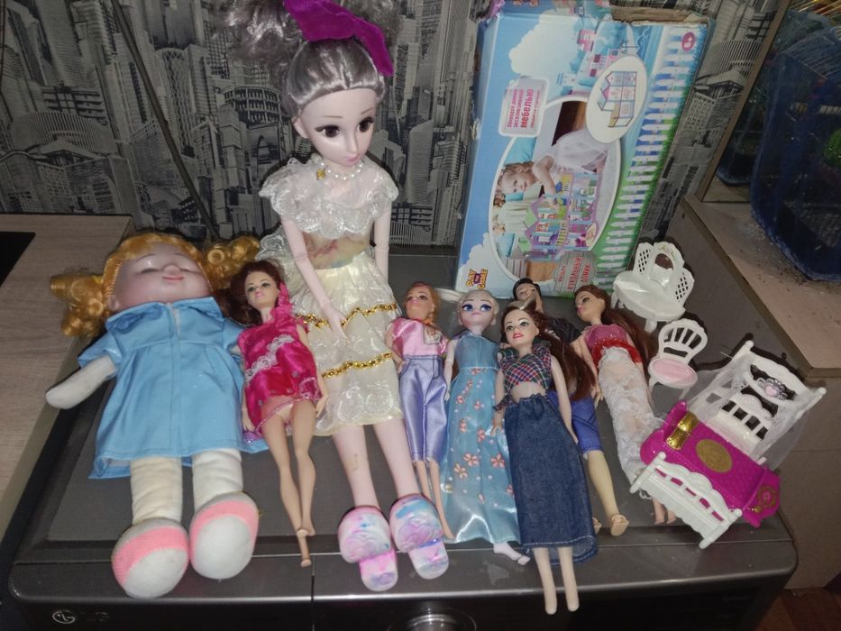 Продам все куколка и домик