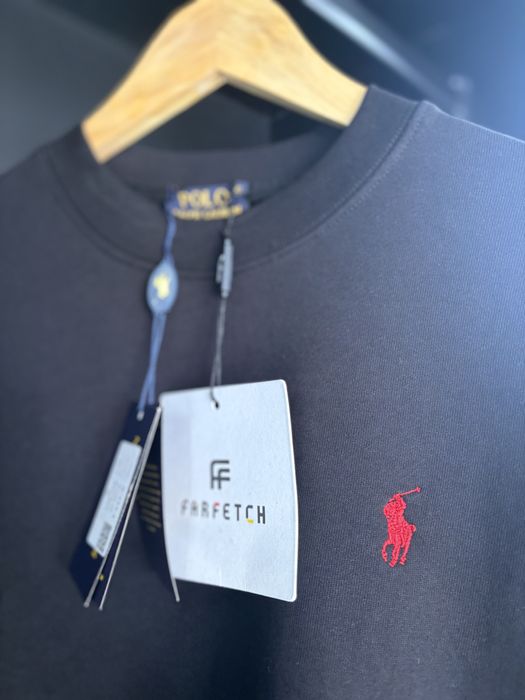 bluza polo marimea S livrare doar fan courier pret negociabil