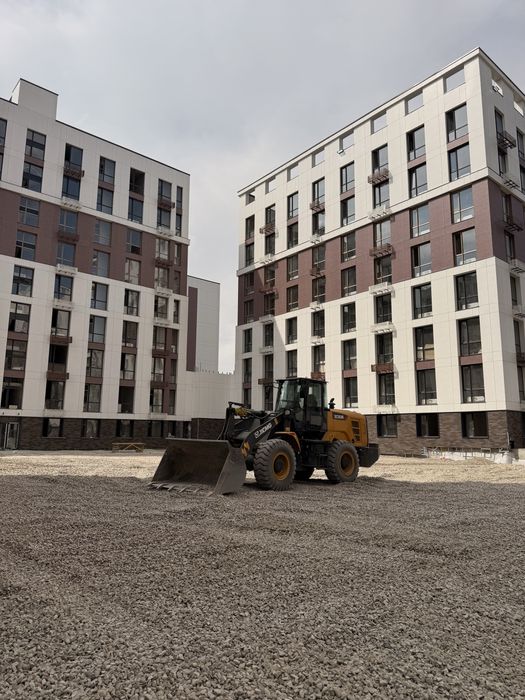 Погрузчик XCMG2026 год 2 куба