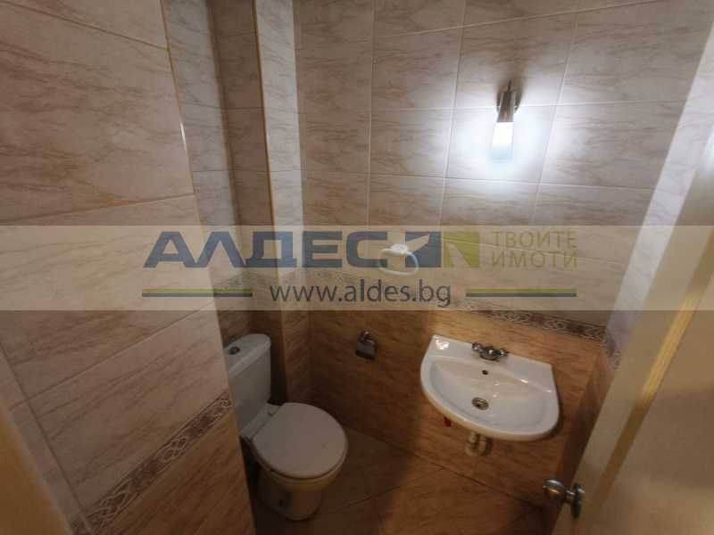 Продава се Тристаен апартамент в София, Борово - 132 кв.м за 1063 €/кв.м - Снимка #13