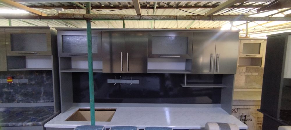 Kuxniy mebellar optom narxlarda