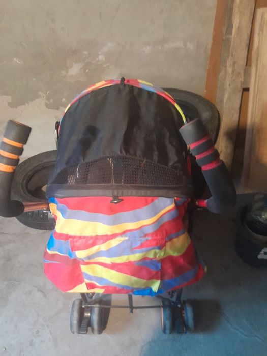 Продам детскую коляску прогулочную