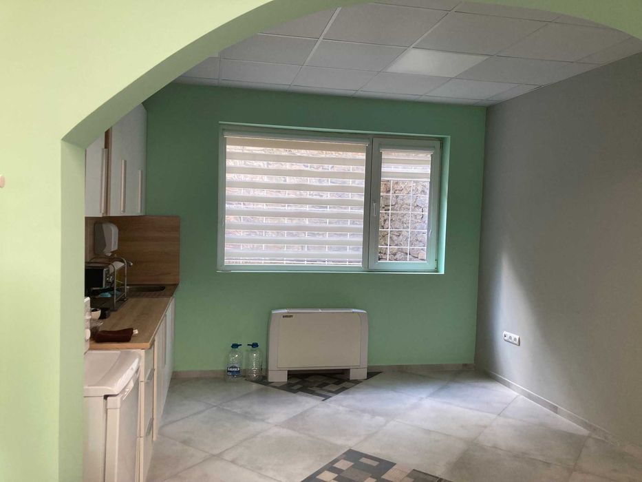 Продава се Офис в Велико Търново, Център - 230 кв.м за 1200 €/кв.м - Снимка #7