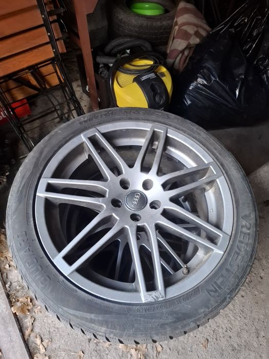 Vând jante Audi r18,r19