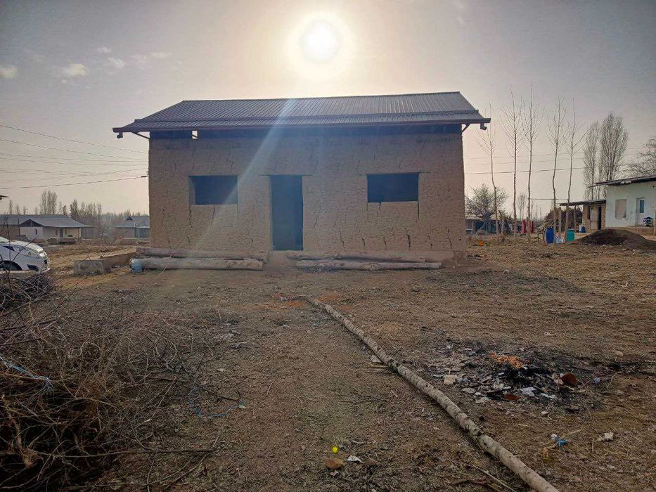 Янгийўл тумани Шўралисой махаласида 16 соток уй сотилади