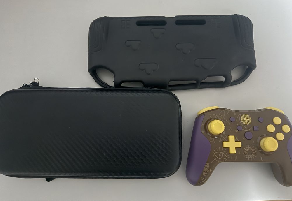 Nintendo Switch + maneta