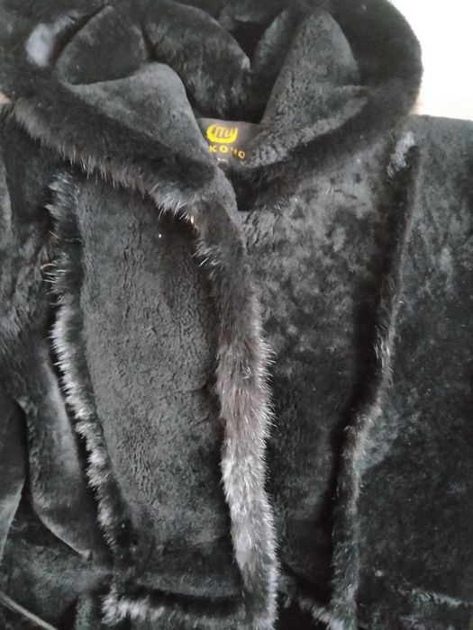Продам шубу мутон,б/у в оч.хлрошем состоянии