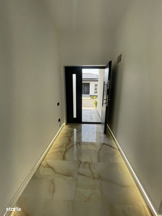 Casă individuală 4 camere, panouri solare, pompa caldura, priza auto