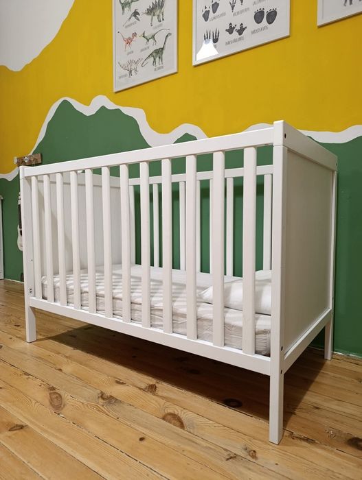 Бебешко креватче / кошара на Ikea