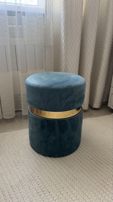 Пуфик для столика